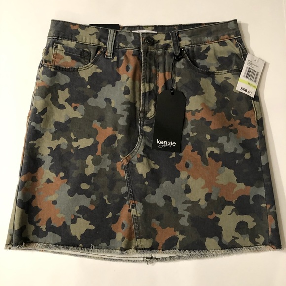 Kensie Dresses & Skirts - 🆕 Kensie Puzzle Camo Skirt Size 4/27